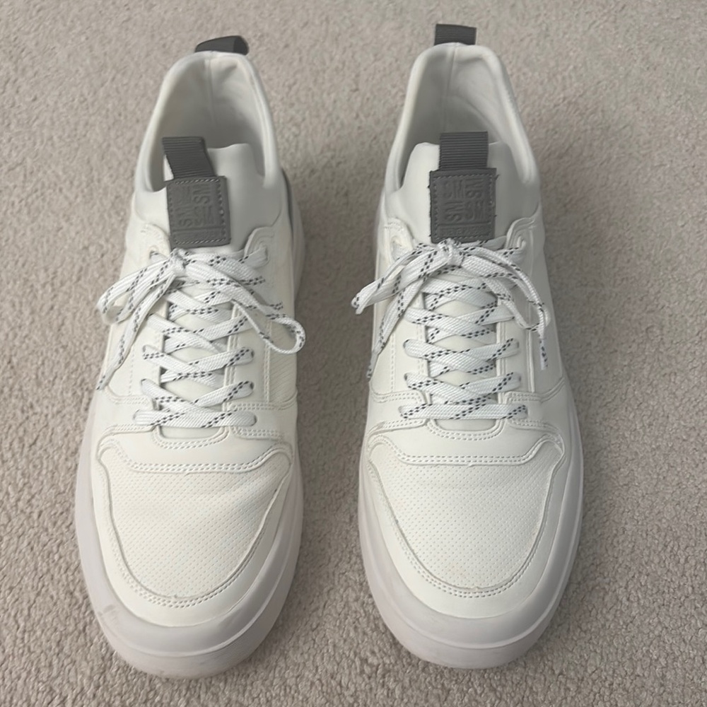 Steve Madden White Sneakers with Gray Pull Tabs